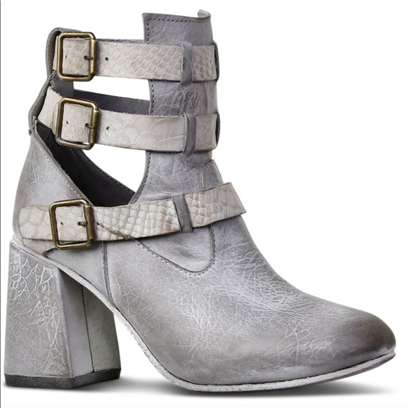 Shoes | Freebird Teddy Bootie | Poshmark